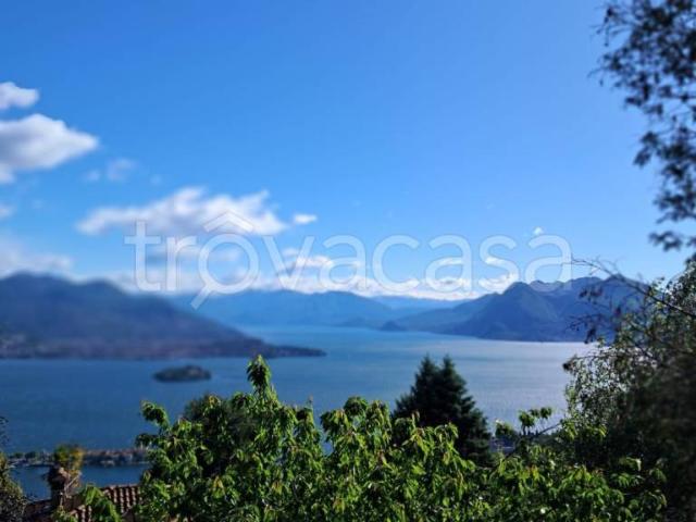 Vendesi villa singola a Someraro, Stresa