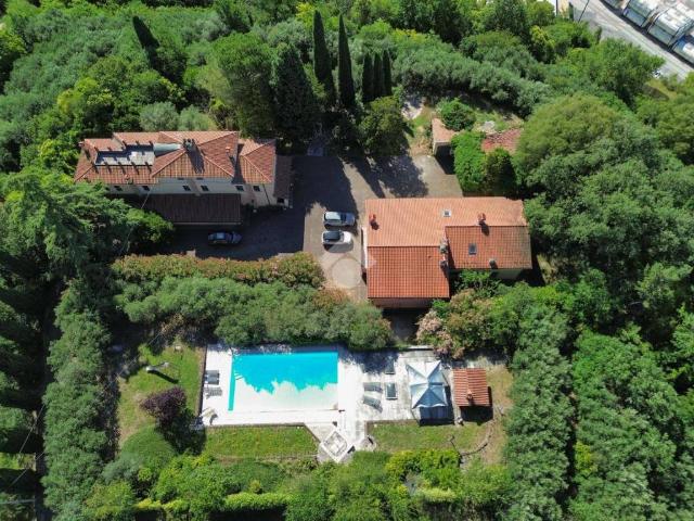 Vendesi villa singola a Sona via Montespada