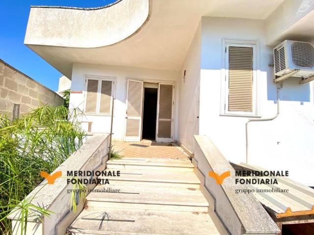 Vendesi villa singola a Soleto via Antonio Gramsci, 10