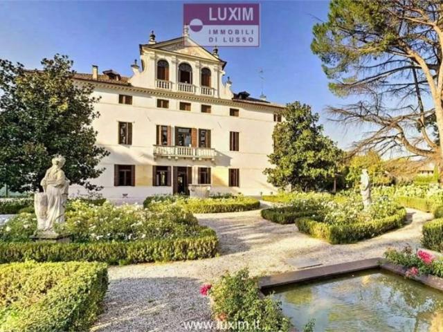 Vendesi villa singola a Spresiano