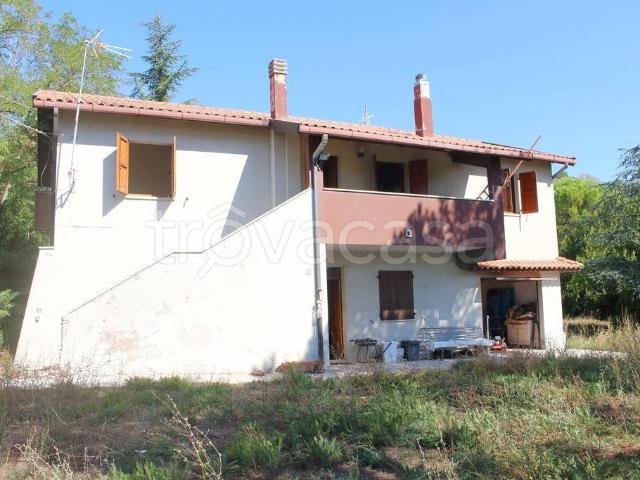 Vendesi villa singola ad Ancona, Paterno