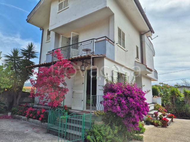 Vendesi villa singola ad Acquavella, Casal Velino
