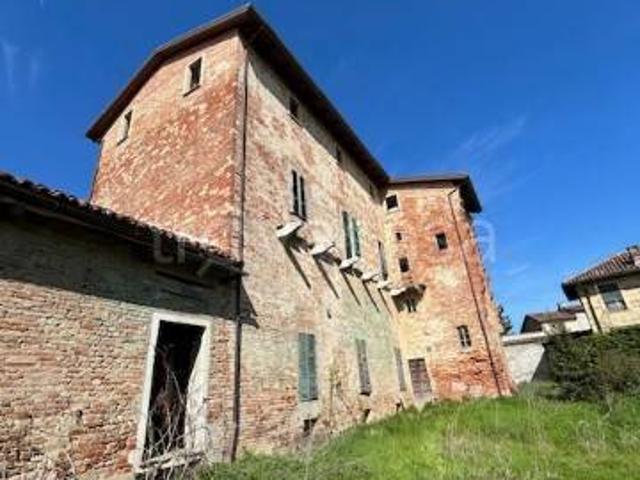 Vendesi villa singola ad Altavilla Monferrato via Roma, 7