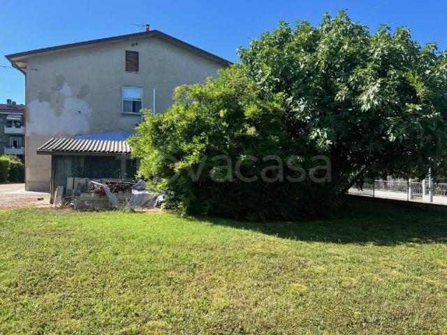 Vendesi villa singola ad Albinea via Dante Alighieri