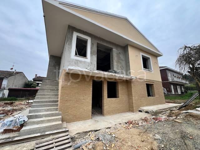 Vendesi villa singola ad Alessandria, Valmadonna