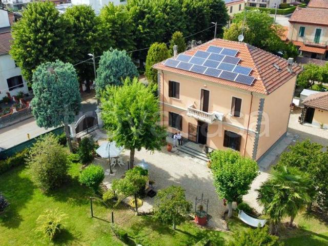 Vendesi villa singola ad Alessandria via Ernesto Torre, 19, Spinetta Marengo