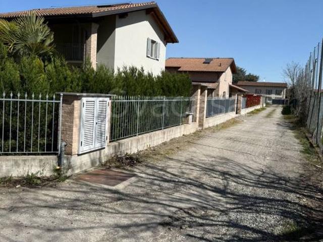 Vendesi villa singola ad Alessandria via Luigi Cassano, 26, Litta Parodi