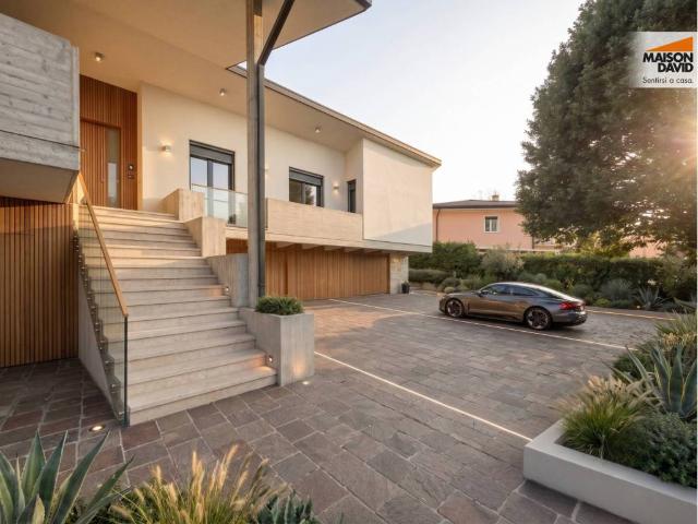 Vendesi villa singola ad Arzignano via Virgilio, 2