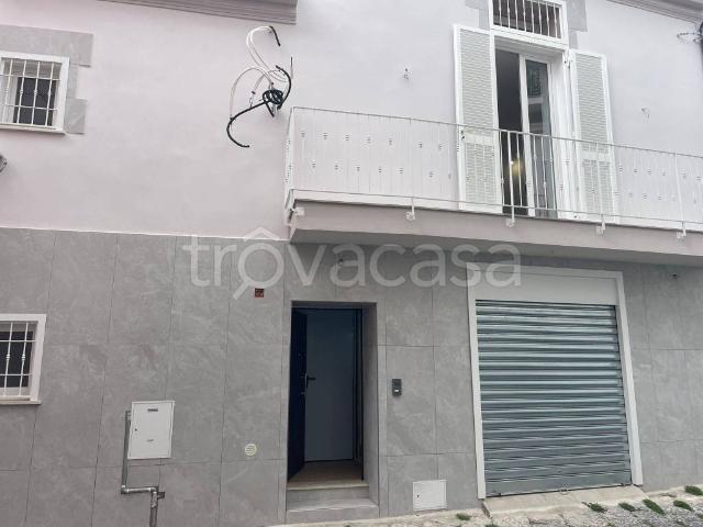 Vendesi villa singola ad Aversa via Cesare Golia, 67