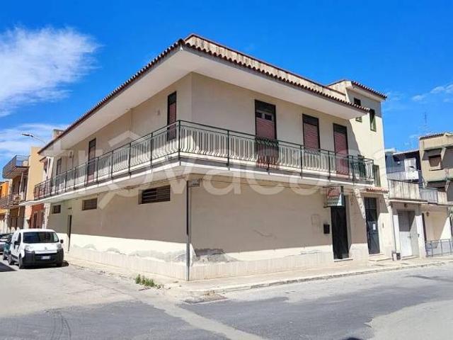 Vendesi villa singola ad Avola via Giacomo Matteotti
