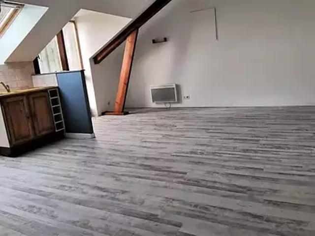Vendeuvre sur Barse 10140 Location appartement 3 pièces t3 au dernier étage