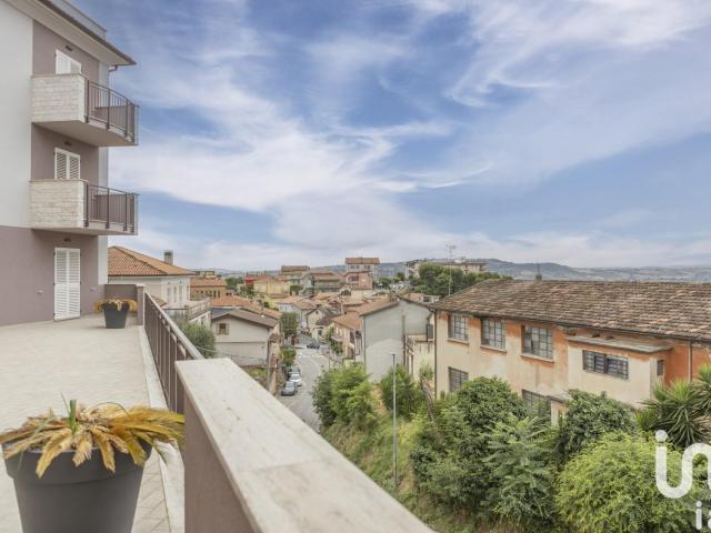 Vendita Appartamento 105 m² 2 camere Castelfidardo 105m² Castelfidardo