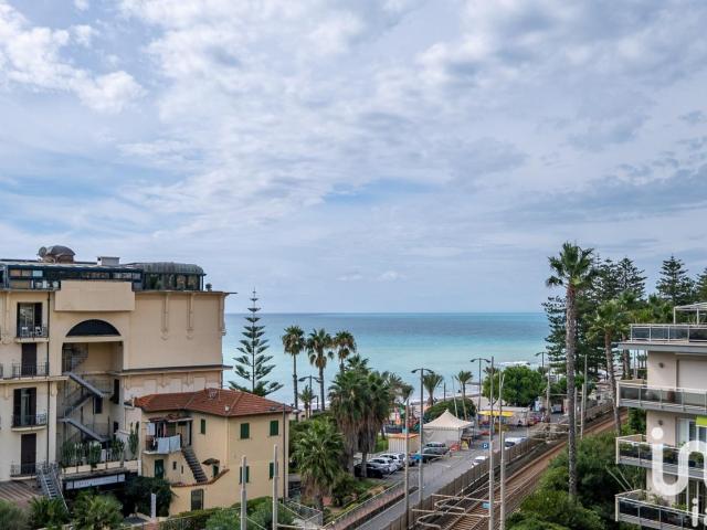 Vendita Appartamento 112 m² 3 camere Bordighera 112m² Bordighera