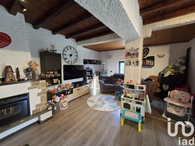 Vendita Casa indipendente / Villa 140 m² 2 camere Stella 140m² Stella