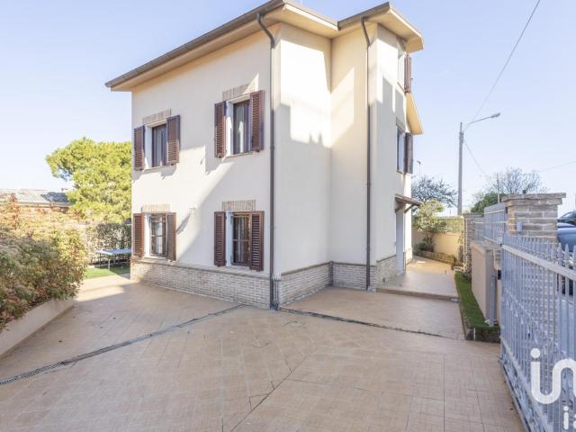 Vendita Casa indipendente / Villa 186 m² 5 camere Ancona 186m² Ancona