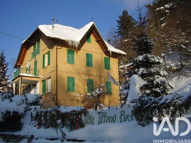 Vendita Casa indipendente / Villa 250 m² 6 camere Torrig. 250m² Torriglia