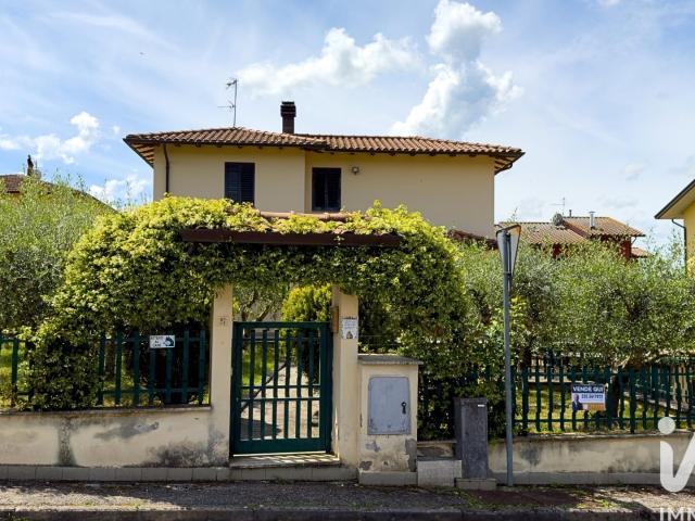 Vendita Casa indipendente / Villa 278 m² 5 camere Assisi 278m² Assisi Santuario
