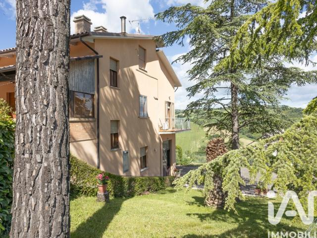 Vendita Casa indipendente / Villa 350 m² 3 camere Colmur. 350m² Colmurano