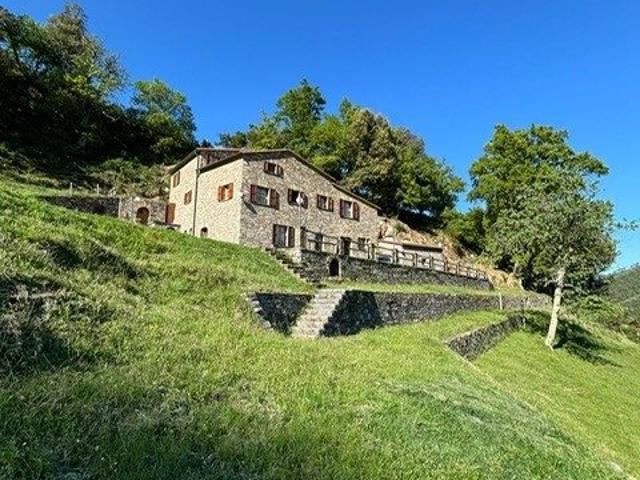 Vendita Casa indipendente / Villa 500 m² 6 camere Levant. 500m² Levanto