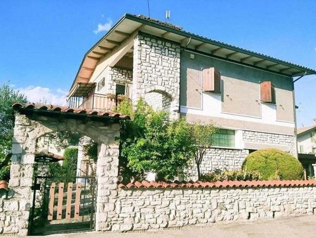 Vendita Casa singola da 310 mq