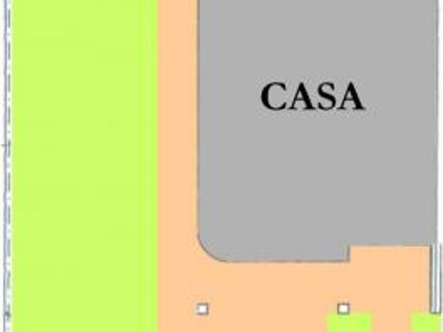 Vendita di una porzione di bifamiliare a Cesena, con tre camere da letto, quattro bagni, ampia zona giorno, garage, cantina, balconi e corte