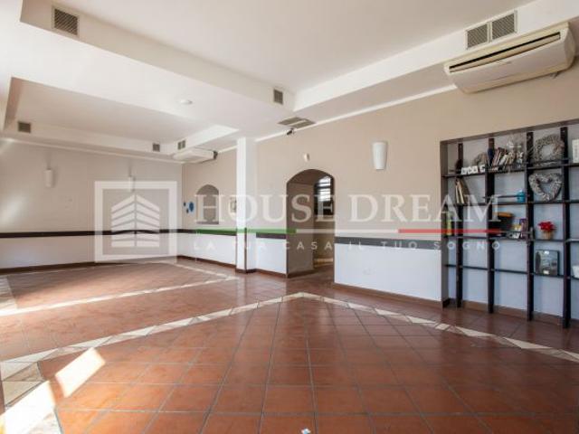 vendita locale