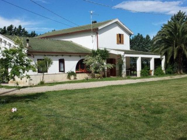 VENDITA VILLA VIA ASCOLI STRADA SAN NICOLA MONTE CALVELLO