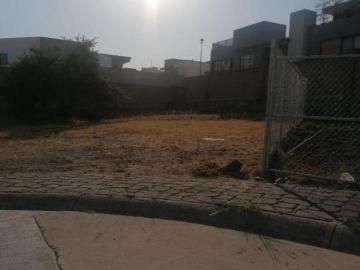 VENDO TERRENO RESIDENCIAL EN JARDINES DEL CAMPESTRE!