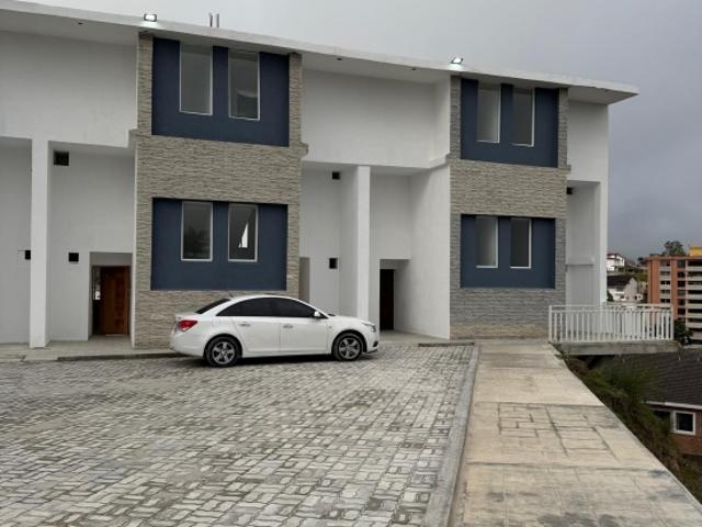 Vendo Townhouse en Estancia El Retiro San Antonio de Los Altos
