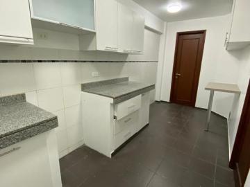 Vendo triplex con terraza San Isidro limite Magdalena