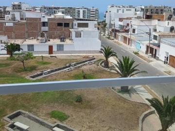 VENDO TRIPLEX EN URB. LA PLANICIE, PUNTA HERMOSA!