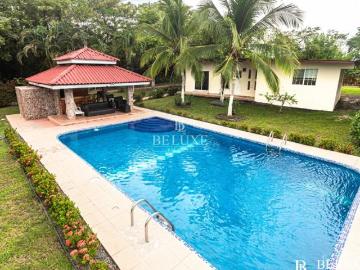 VENDO ALQUILO CASA CON PISCINA EN LAS UVAS SAN CARLOS 2