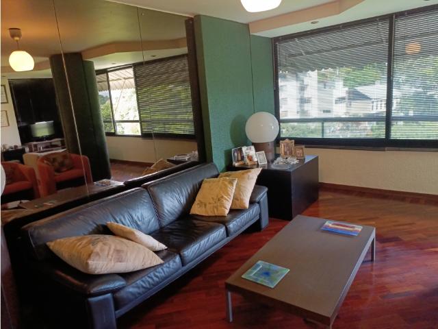VENDO AMPLIO APARTAMENTO EN BELLO MONTE