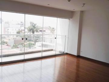 VENDO AMPLIO DEPARTAMENTO EN BARRANCO