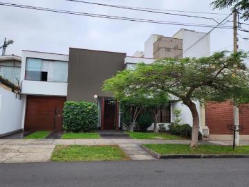 VENDO AMPLIA CASA EN LA AURORA, MIRAFLORES