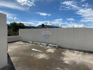 Vendo amplia casa, la armenia 2