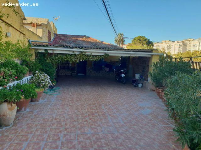 VENDO AMPLISIMA CASA DE PUEBLO CON GRAN TERRAZA