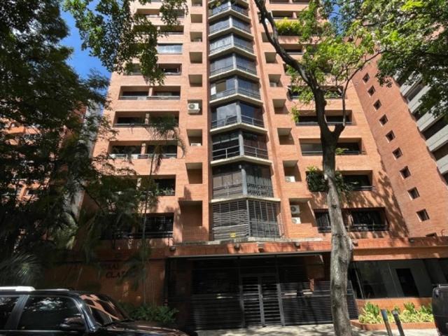 Vendo apartamento 66.52 m2 El Rosal 0134