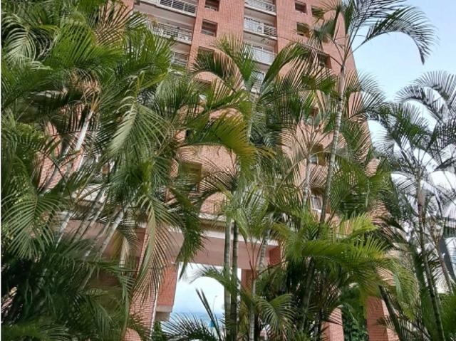 Vendo apartamento 71m2 Boleita Norte 3275
