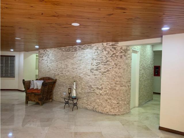 Vendo/alquilo apartamento 82m2 La Alameda 4082