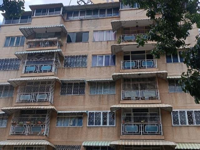 Vendo apto 87m2/3H/2B/ 0P. Santa Mónica. No crédito NO TIENE PUESTO