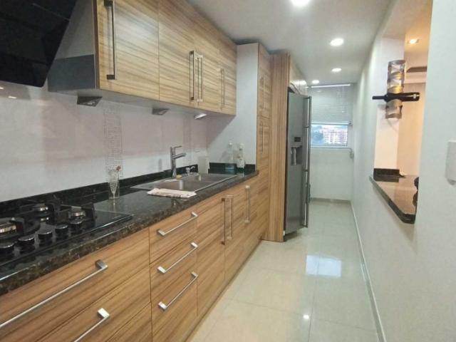 Vendo apartamento 103m2 Colinas de la Tahona 3627