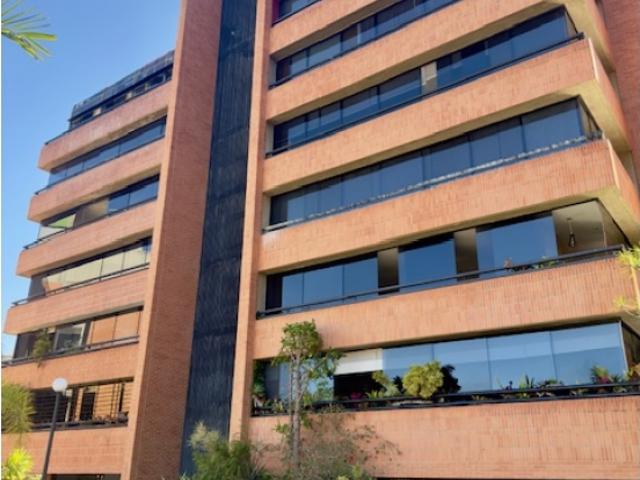 Vendo apartamento 230m2 Colinas de Valle Arriba 7094