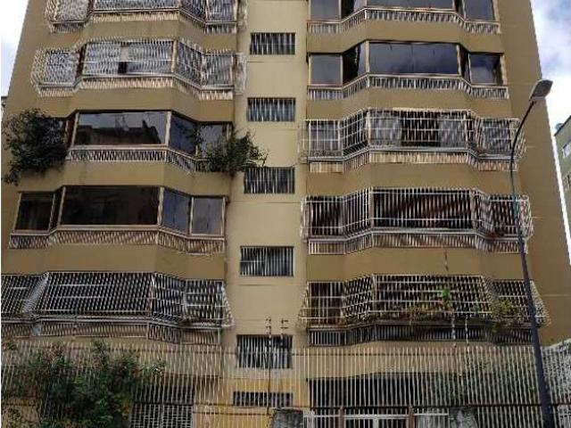 Vendo apartamento 3h+s/2b+s/3p El Paraiso 5521