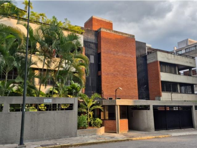 Vendo apartamento actualizado 202m2 La Castellana 7578