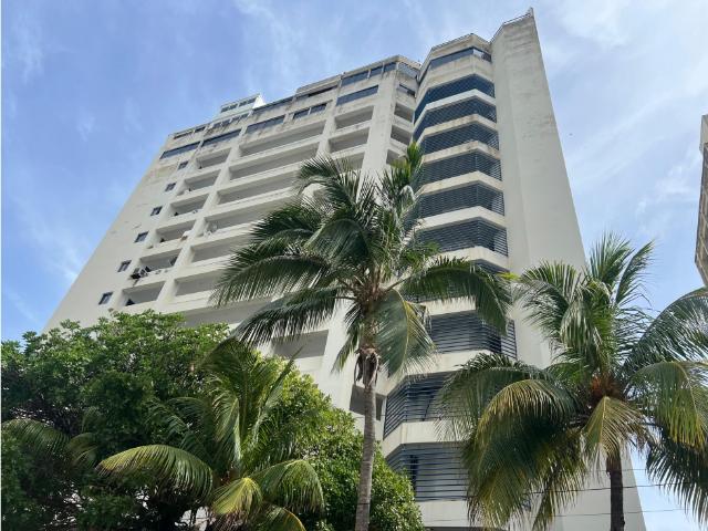 Vendo apartamento de 40m2 1h,1b,1pe en Caraballeda, La Guaira