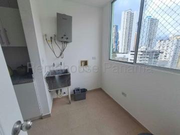 Vendo Apartamento de 124 m² en PH Plaza 77, El Cangrejo 26 8160GG | 3 recámaras por 195000.00 en Vía Argentina
