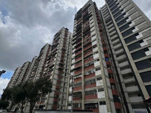 Vendo apartamento sin puesto 77m2 El Valle 8326