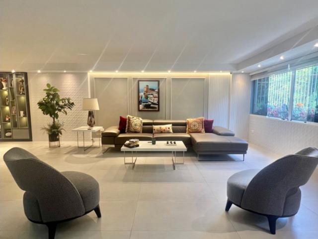 Vendo apartamento 110m2 Santa Rosa de Lima 1930