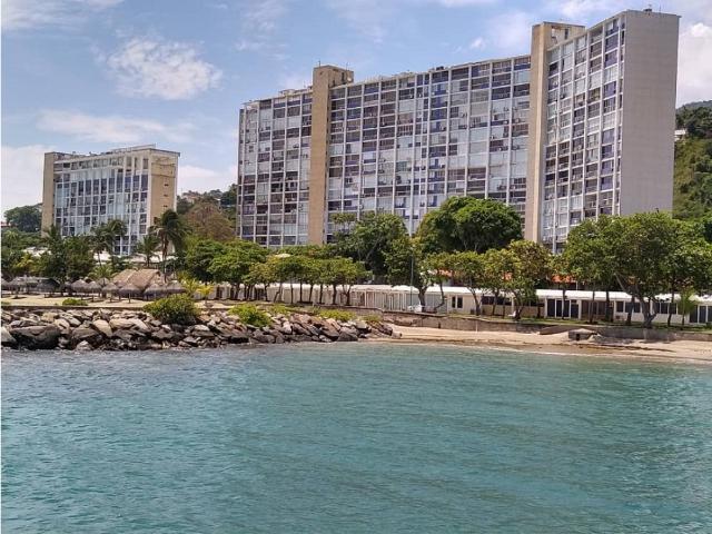 Vendo apto 24m2 1h/1b/0p Naiguatá 1377